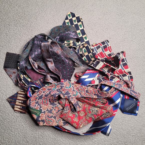 10pc Mens Neckties LOT Wholesale Bulk Collectors Assorted DIY Crafts Cutter Mix - Picture 1 of 2